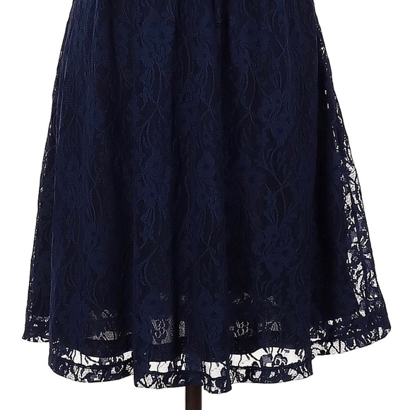 RELATIVITY Dress Lace Embroidery Fit & Flare Lined Scoop Neck Navy Blue Medium - Picture 4 of 9
